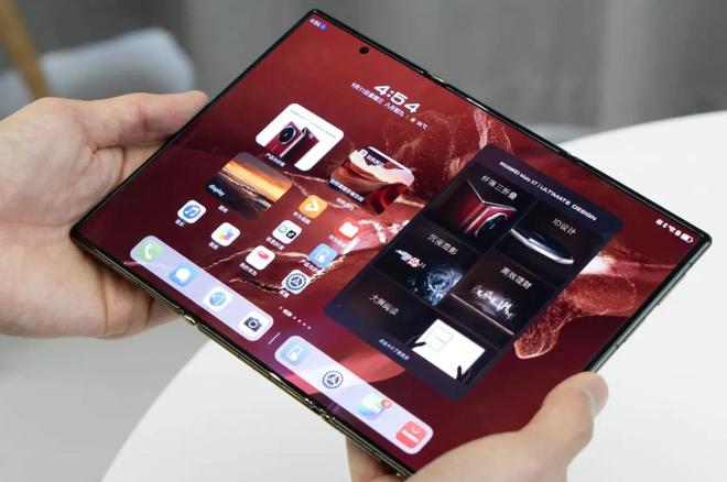 ld 6 vs iPhone16 Pro Max：机皇之争long8唯一登录华为Mate XT vs 三星 Z Fo(图5)