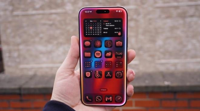 ld 6 vs iPhone16 Pro Max：机皇之争long8唯一登录华为Mate XT vs 三星 Z Fo(图7)